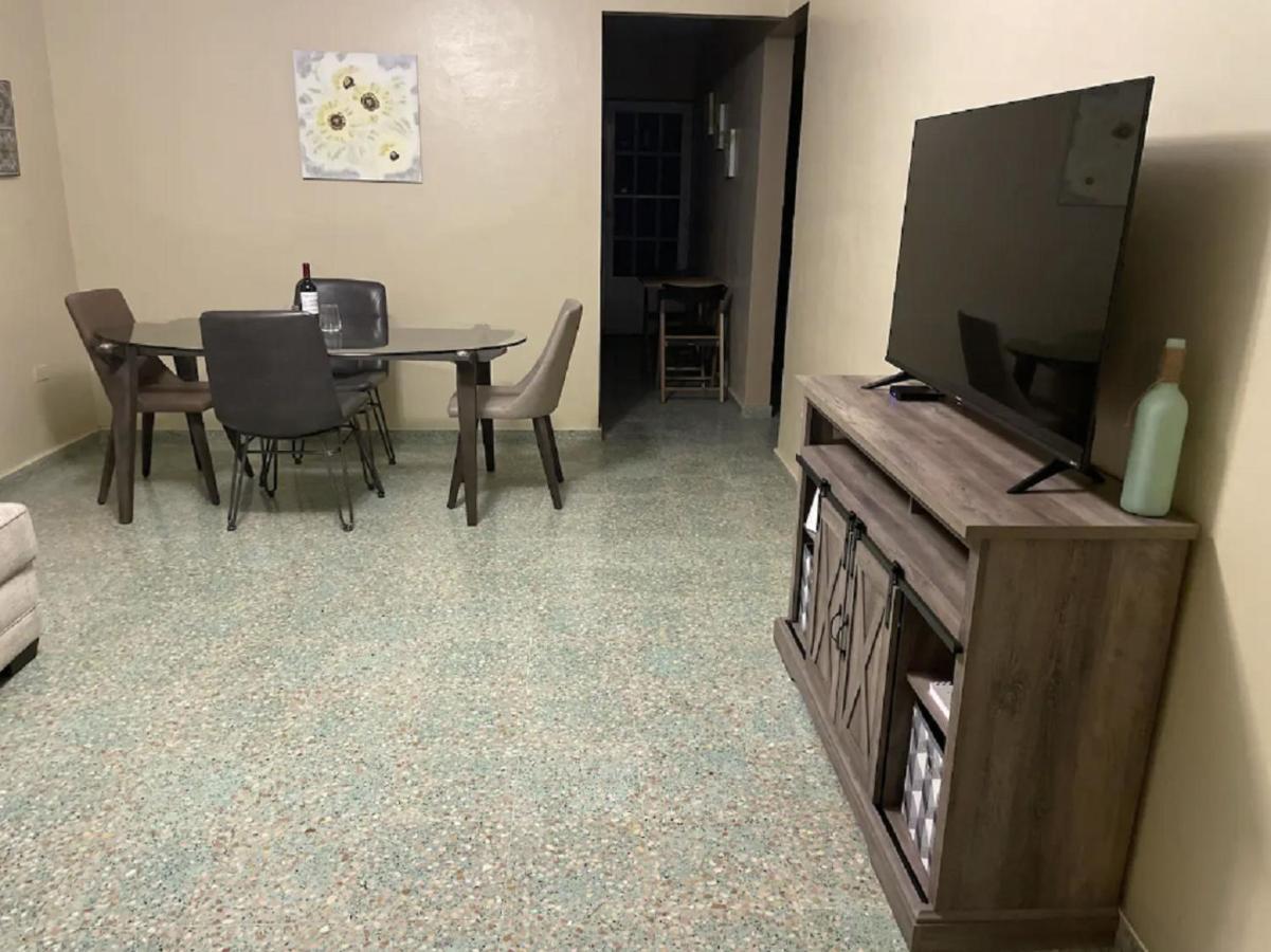 Bright 2Br In Aguadilla 7 Mins To Beaches 2Nd Floor Retreat Camaceyes Exterior photo